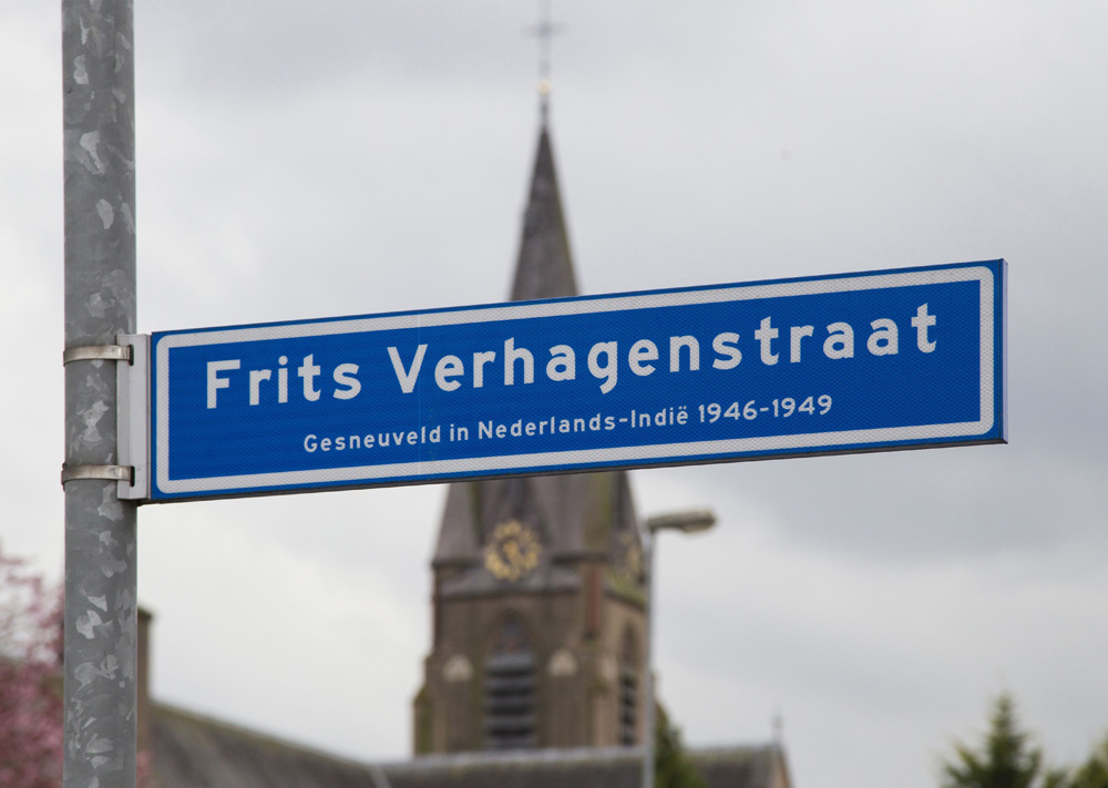 Straatnaambord Frits Verhagen