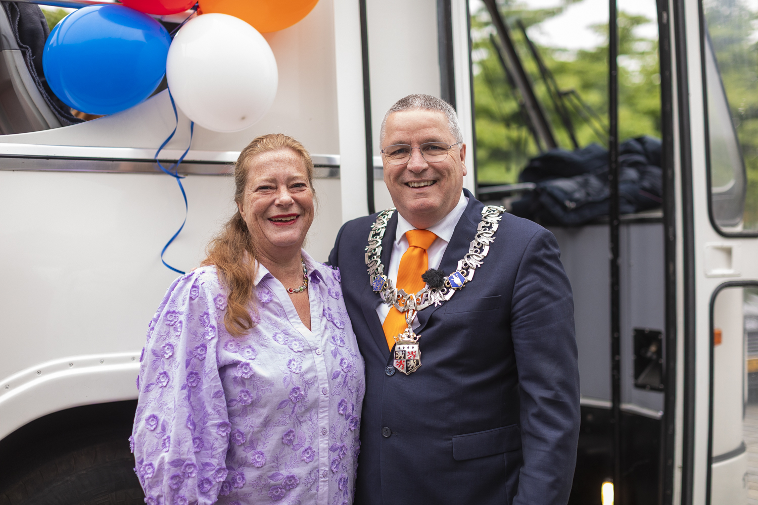 Burgemeester Marcel Delhez met echtgenote